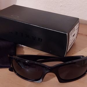 OAKLEY FIVES SQUARED SUNGLASSES-Never Worn! NWT